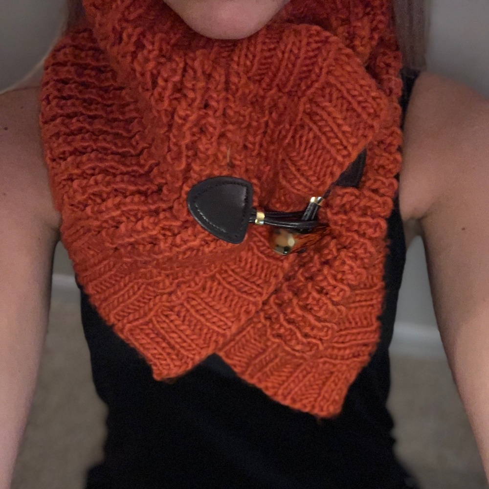 Michael Kors knit scarf